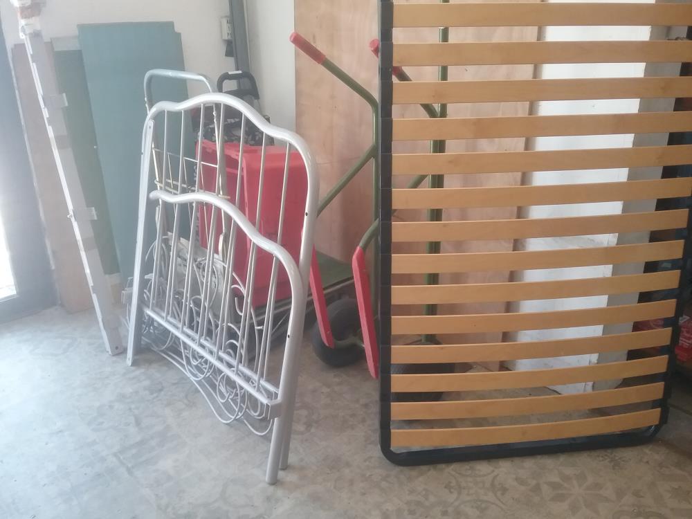 LIT 90METAL GRIS ET SOMMIER