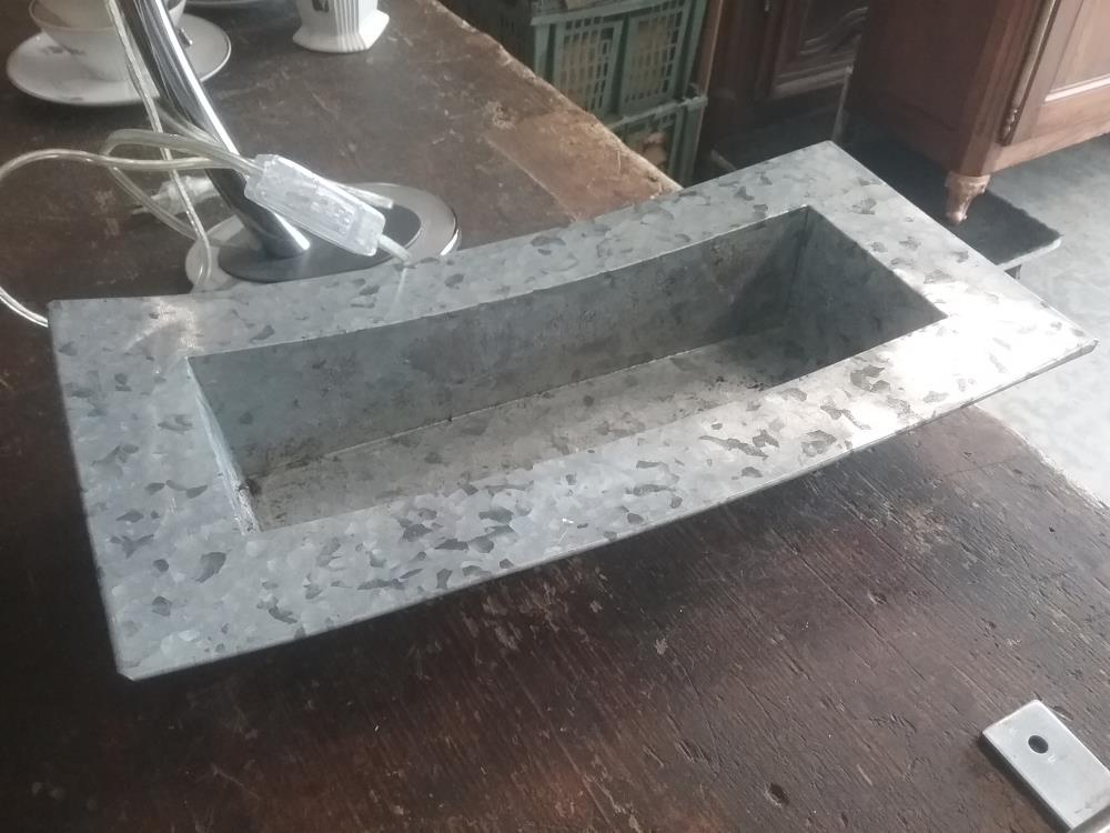 CACHE POT ZINC 