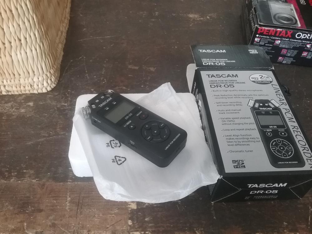 LECTEUR ENREGISTREUR TASCAM