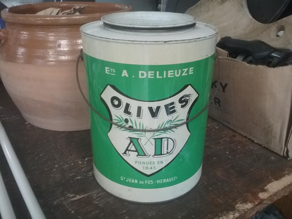 BOITE METAL OLIVES