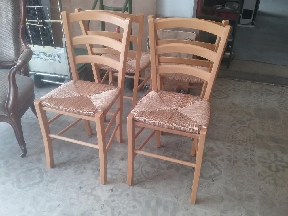 4 CHAISES PAILLEES