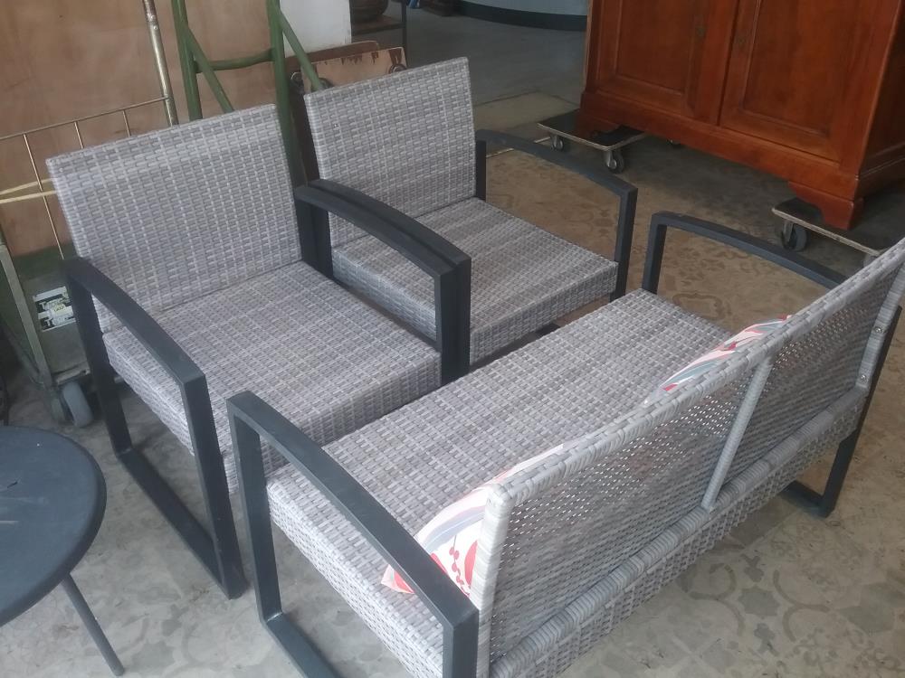 SALON DE JARDIN 3P PVC TRESSE