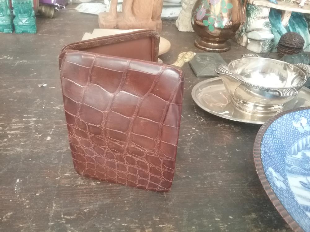 PORTE FEUILLE CROCO