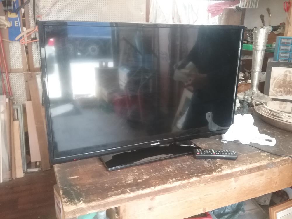 TELEVISION PANASONIC