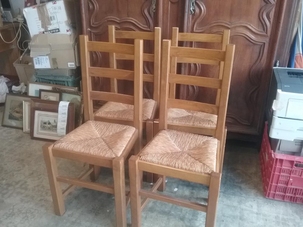 4 CHAISES PAILLEES