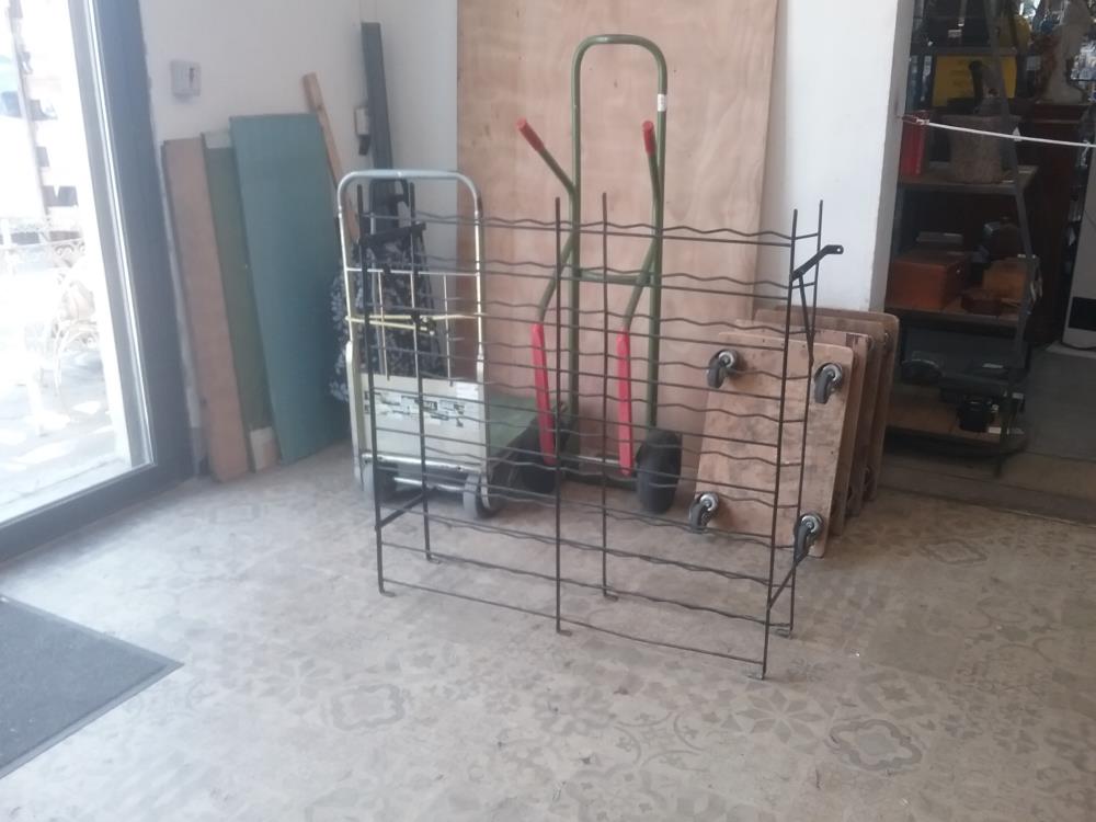 PORTE BOUTEILLE METAL