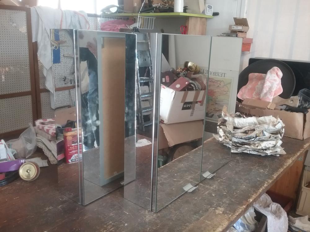 ETAGERE SALLE DE BAIN MIROIR 