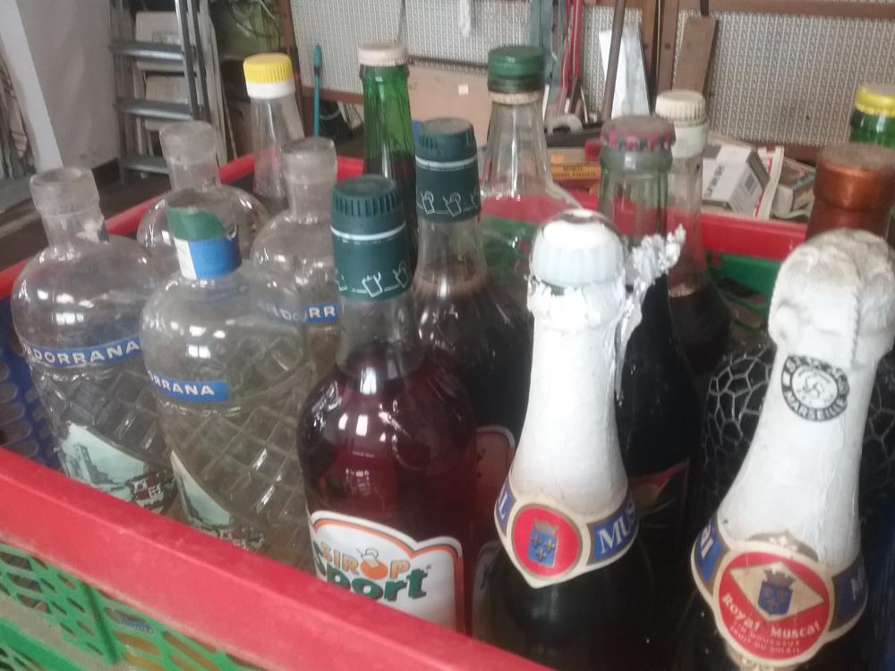 BOUTEILLE VINTAGE BAR NON COMMESTIBLE