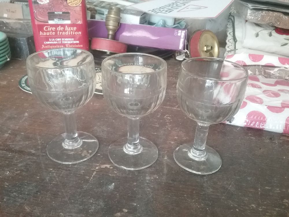 3 VERRES ANCIENS 