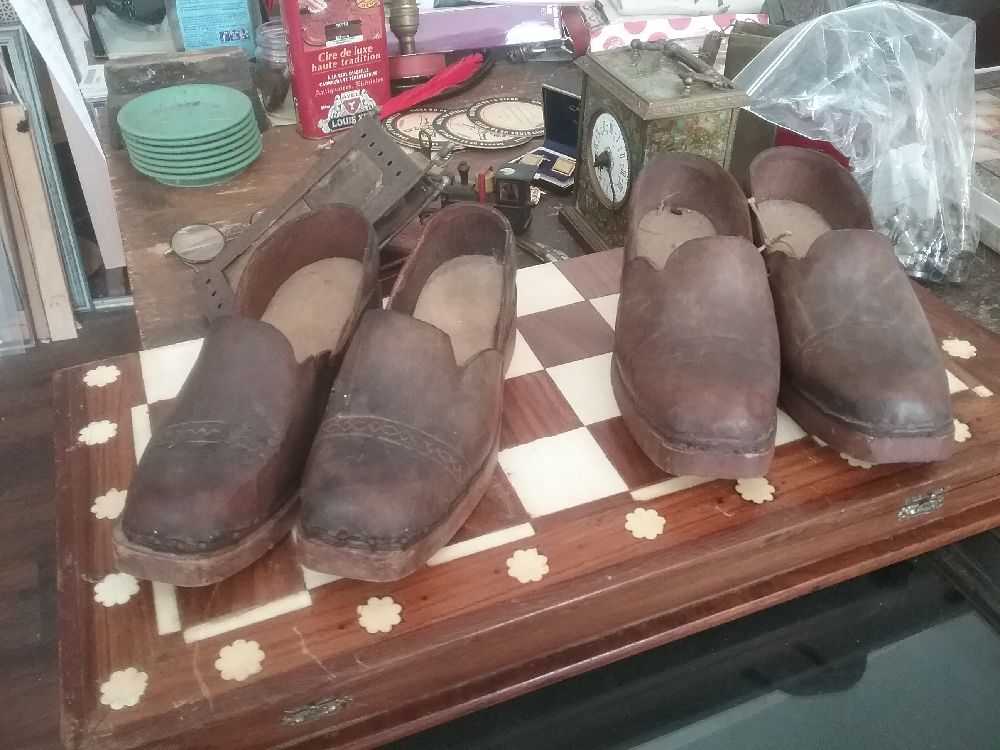 PAIRE CHAUSSURES ENFANT ANCIEN