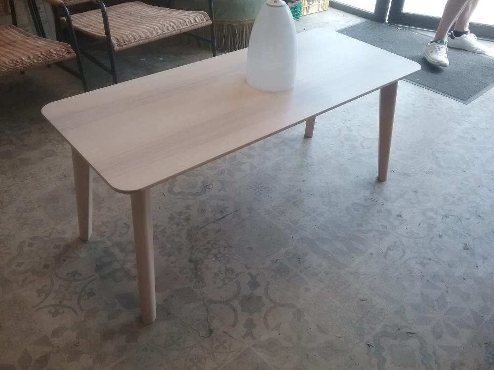 TABLE BASSE IKEA 