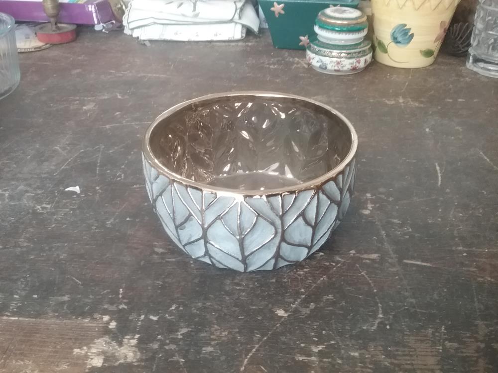 CACHE POT DORÉ