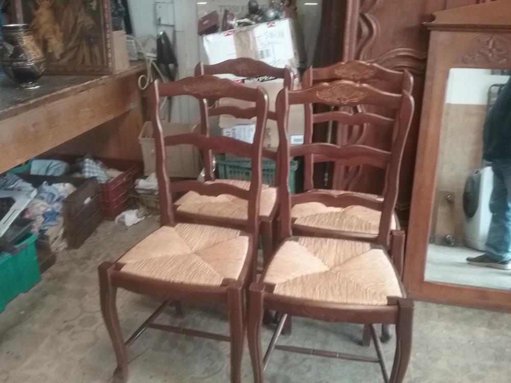 4 CHAISES PAILLEES