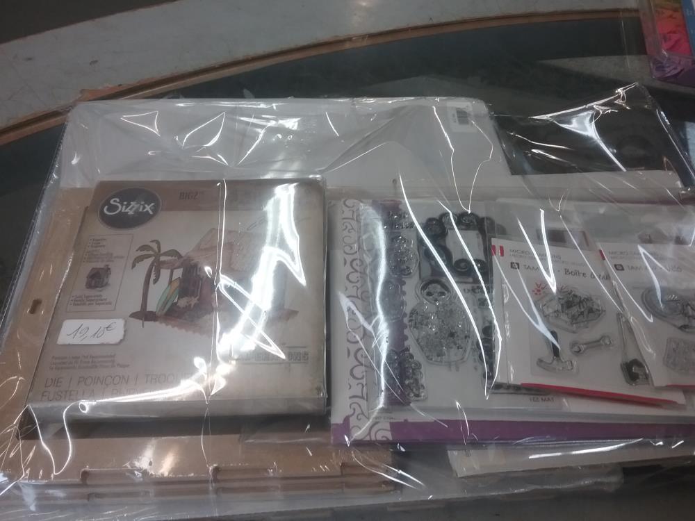 LOT SCRAPBOOKING