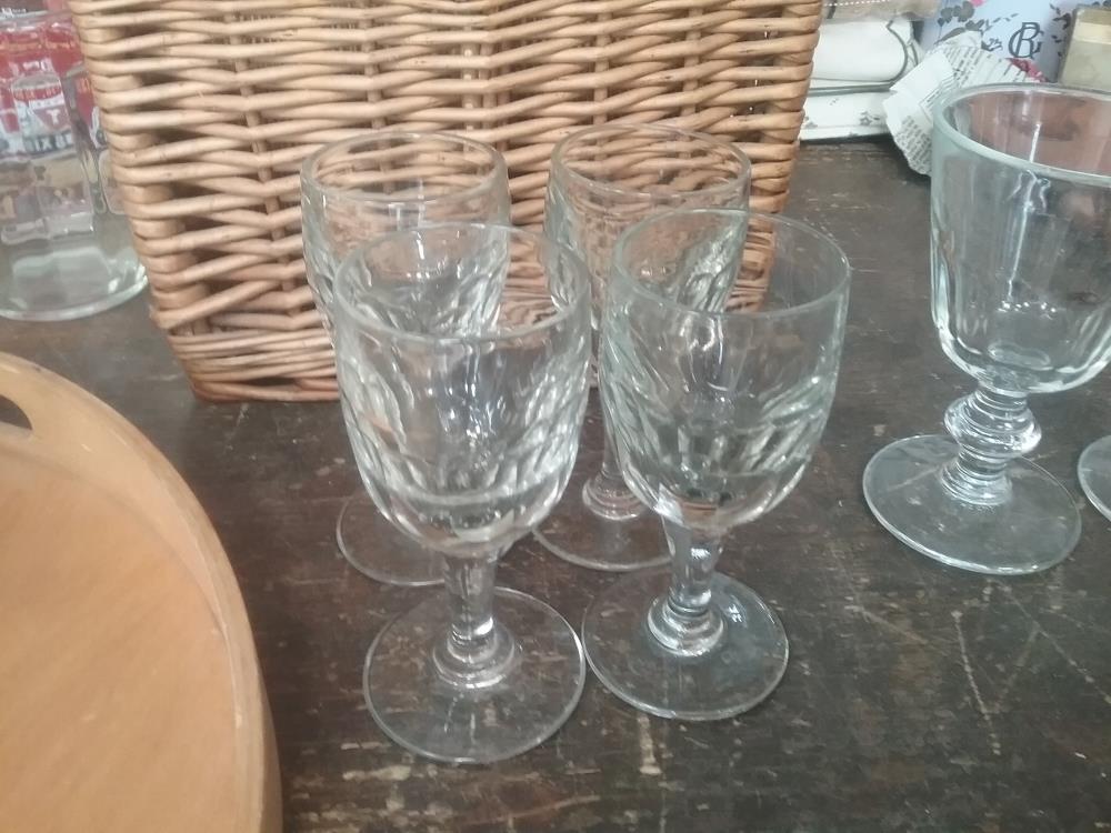 4 VERRES ANCIENS
