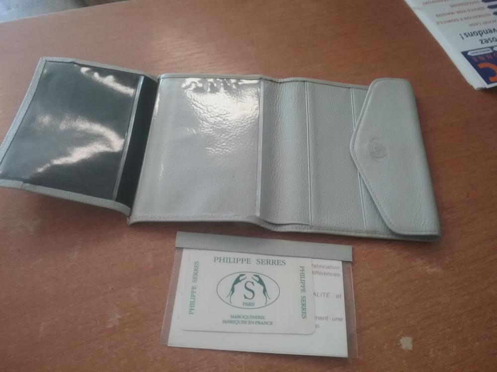 PORTE FEUILLE PH SERRES