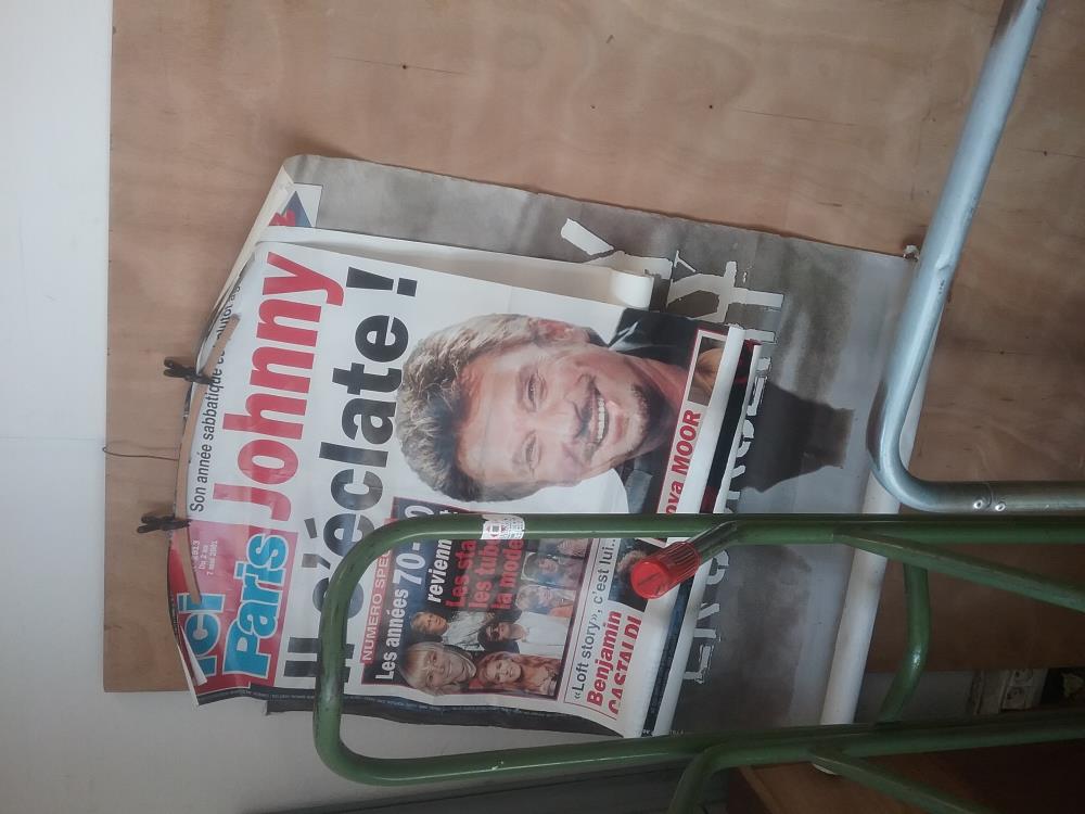 4 AFFICHES JOHNNY
