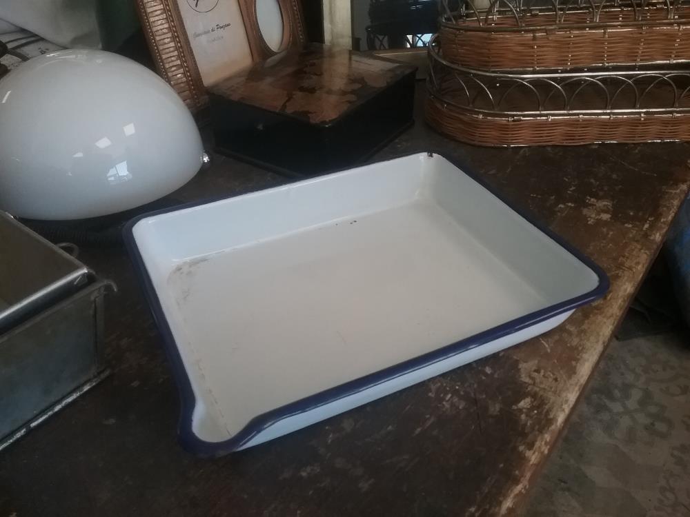 PLAT EMAILLE ANCIEN