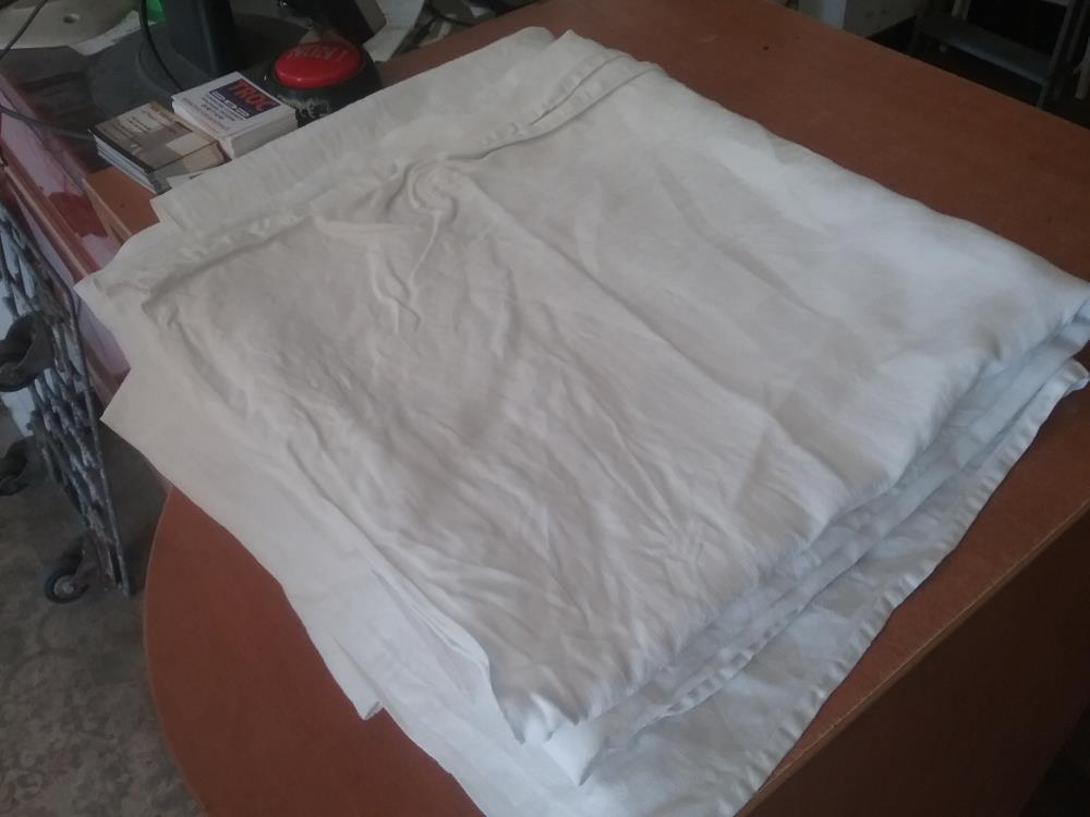 NAPPE 140X140 BLANCHE