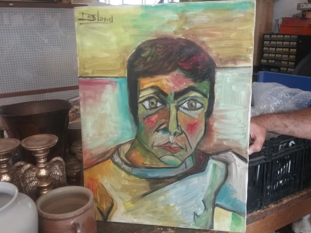 HST PORTRAIT 