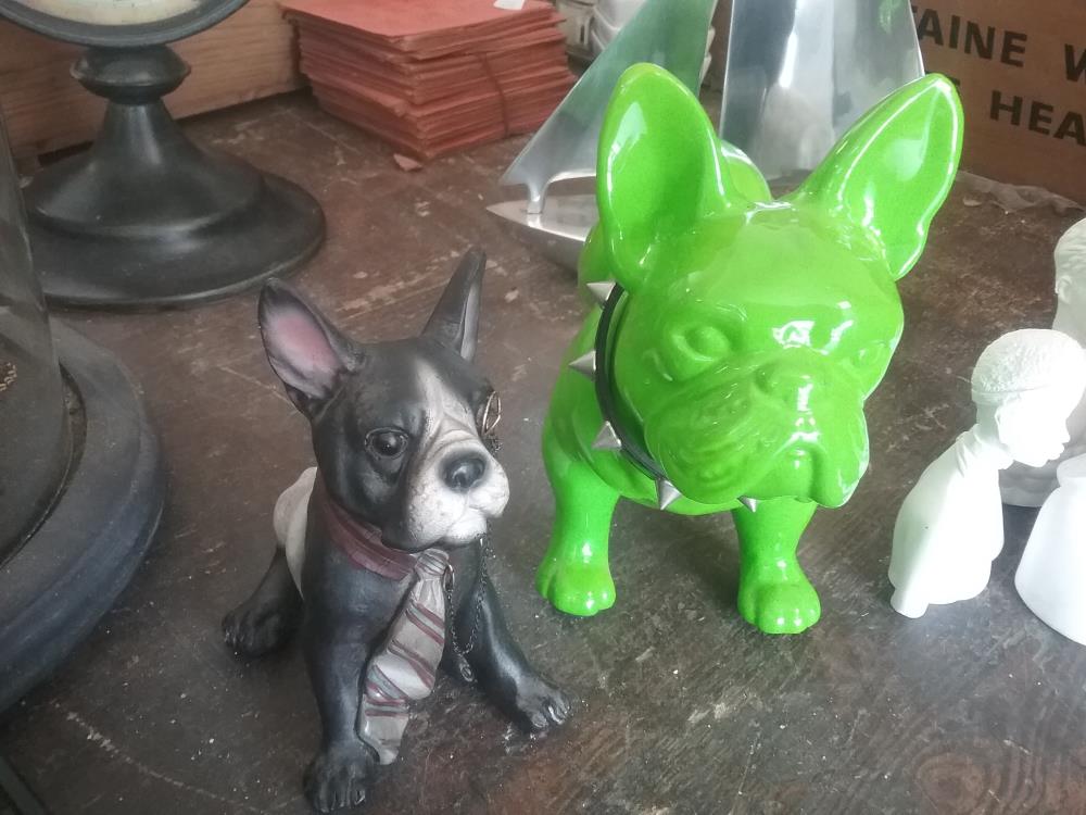 CHIEN 
