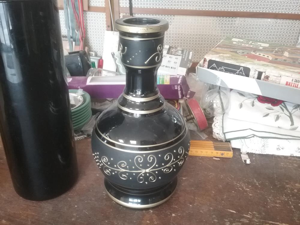 VASE VERRE NOIR ET DORE