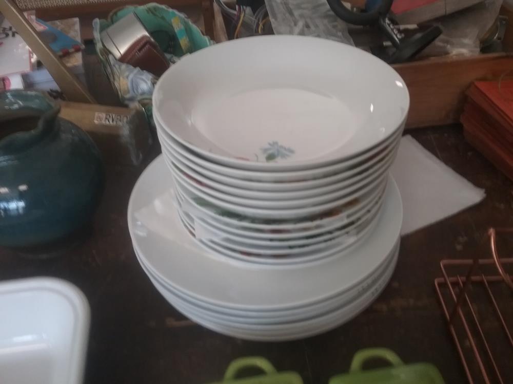 SERVICE ASSIETTES NOVA