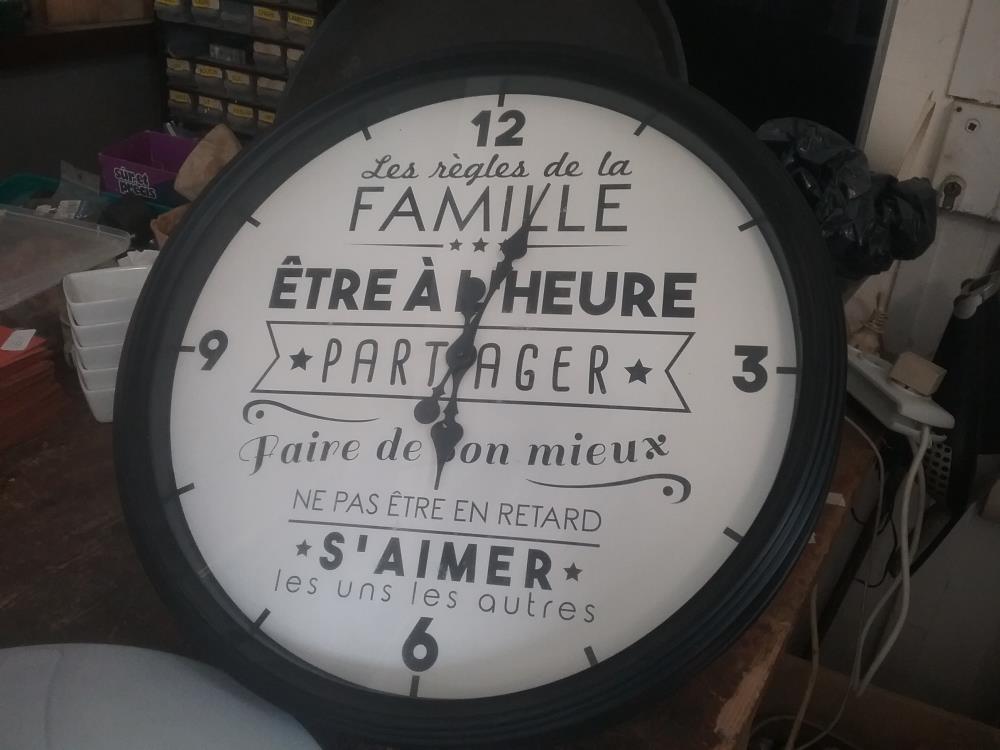 HORLOGE 