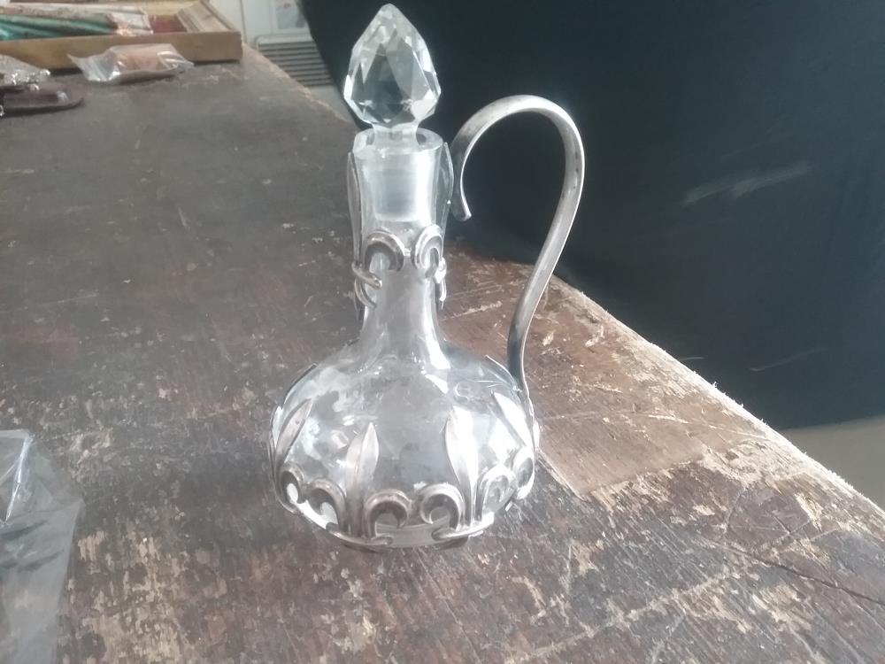 FLACON FLEUR DE LYS