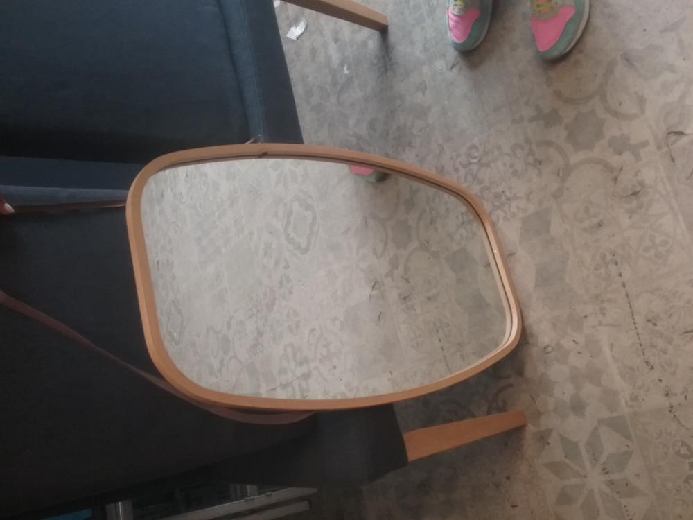 MIROIR MODERNE