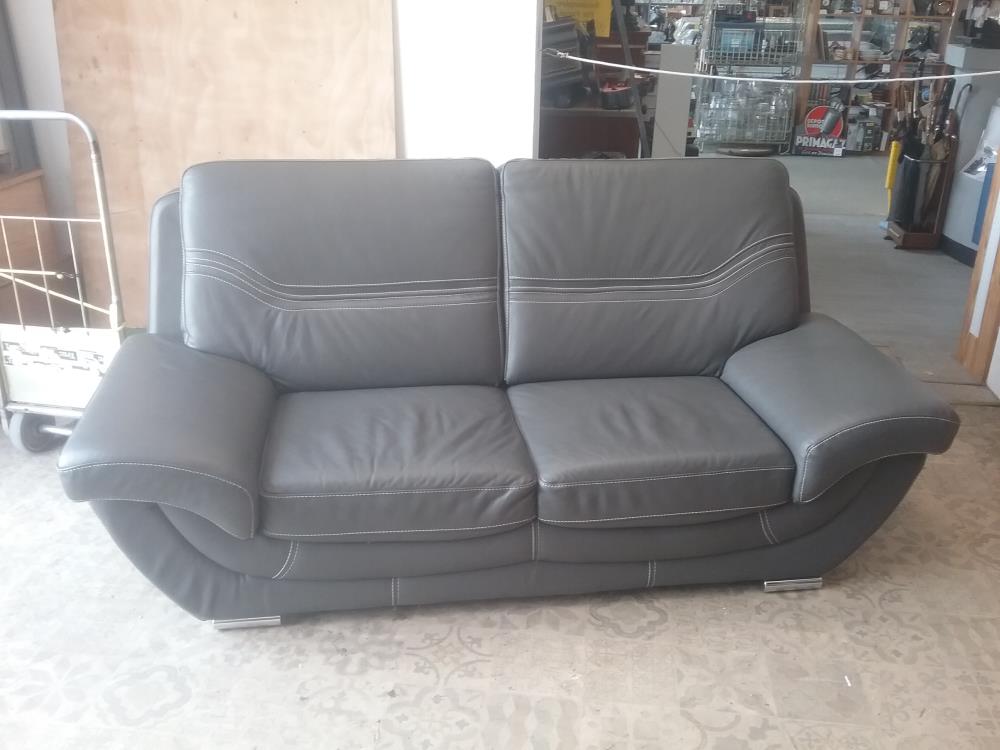 CANAPE 2P CUIR GRIS