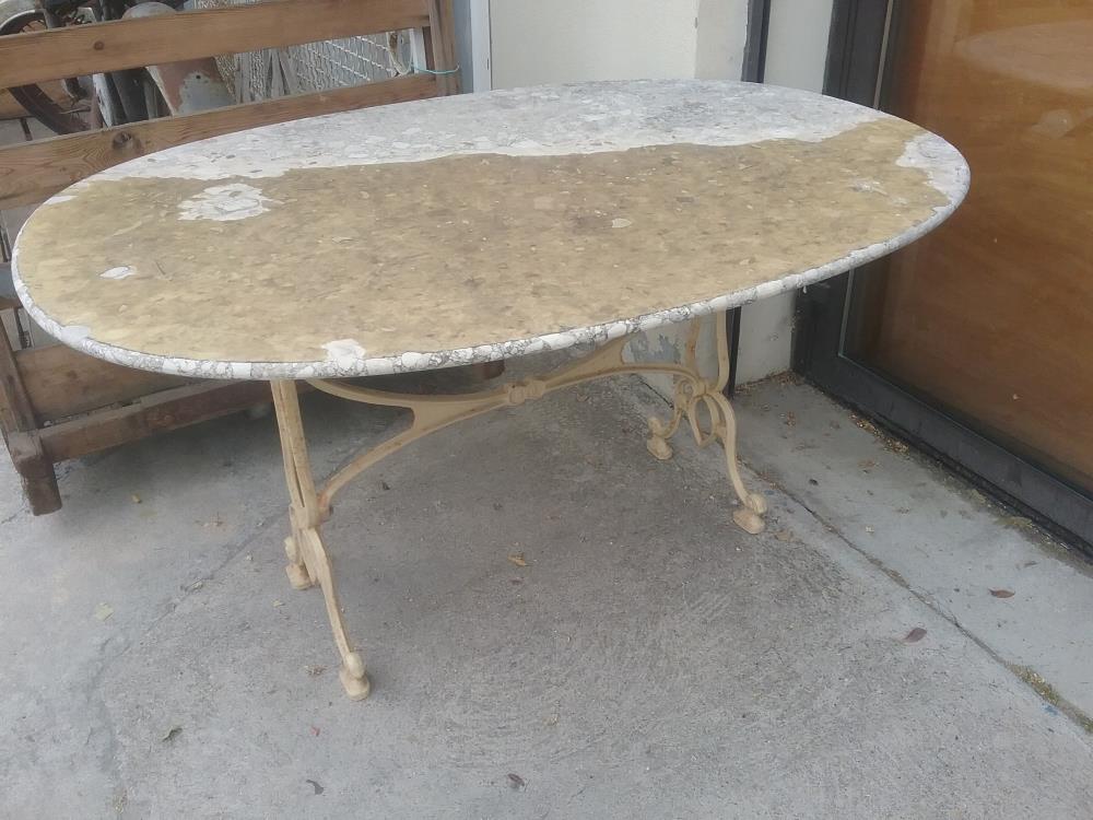 TABLE DE JARDIN FONTE ET PIERRE 