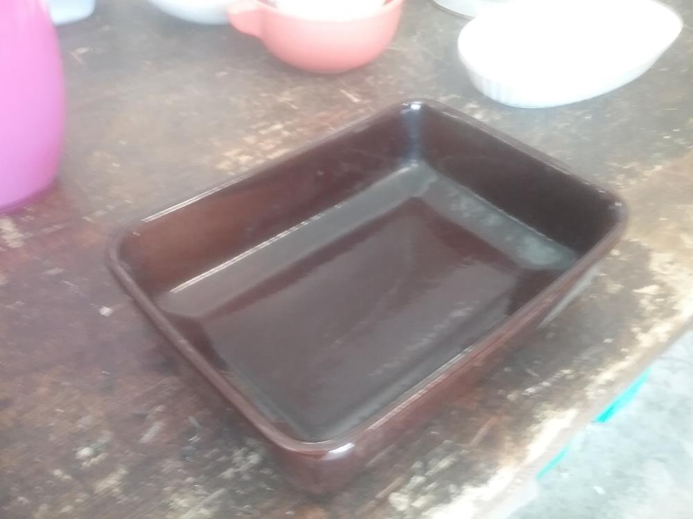 PLAT MARRON