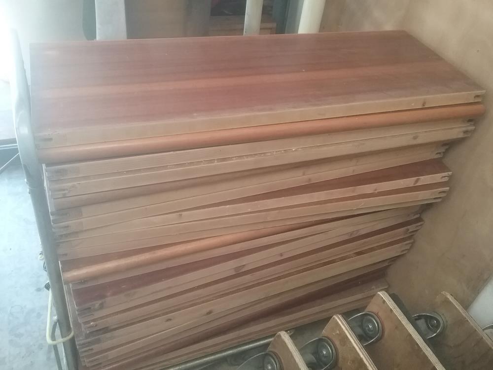 ETAGERE 