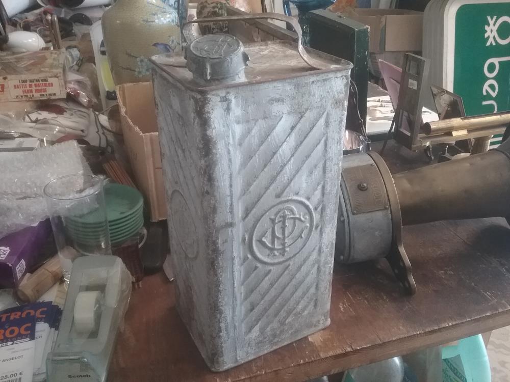 BIDON ESSENCE ANCIEN 