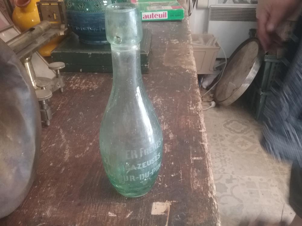BOUTEILLE EAU GAZEUSE ANCIENNE