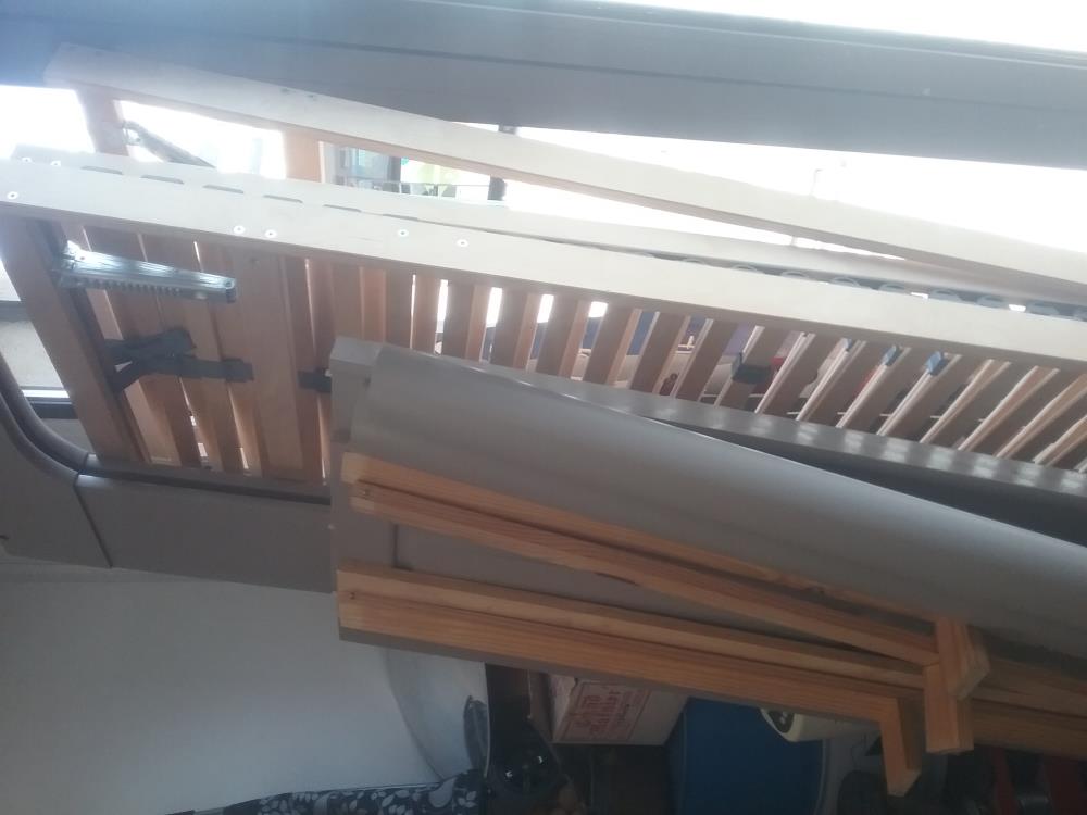 LIT PATINE 160X200 2 SOMMIERS 