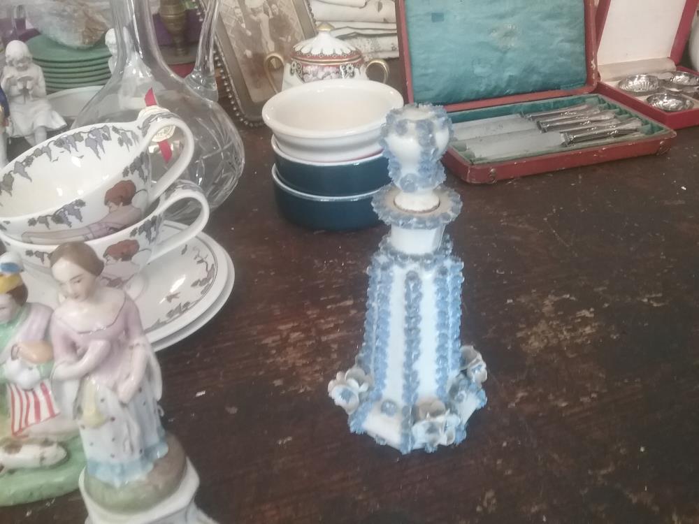 FLACON ANCIEN PORCELAINE