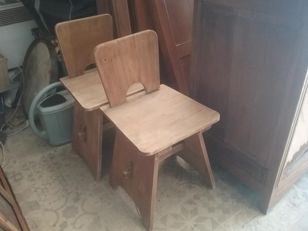 PAIRE DE CHAISE BRUTALISTE