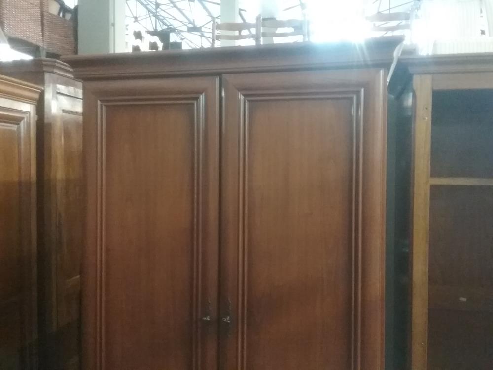 ARMOIRE 2P LP