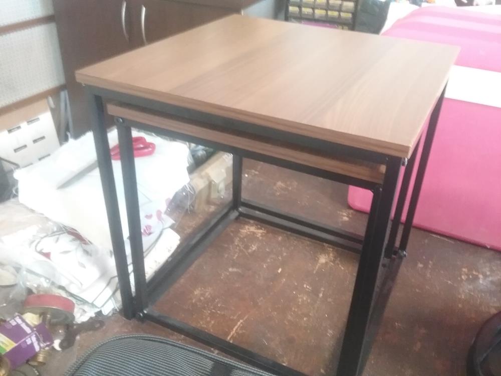 2 TABLES GIGOG ES