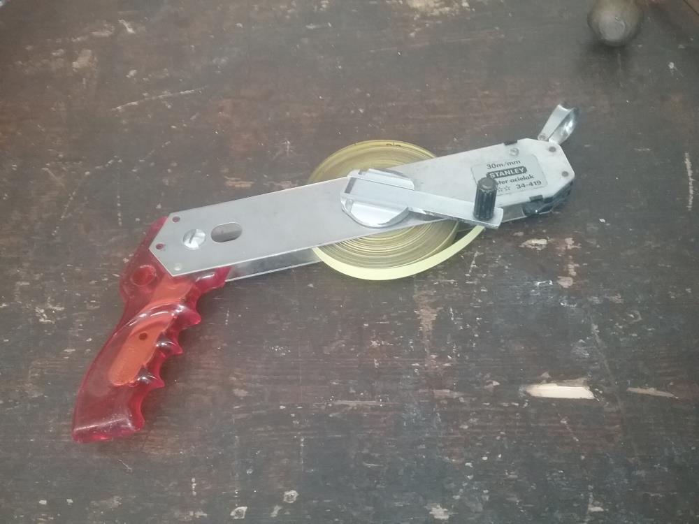 TROPLE DECAMETRE STANLEY