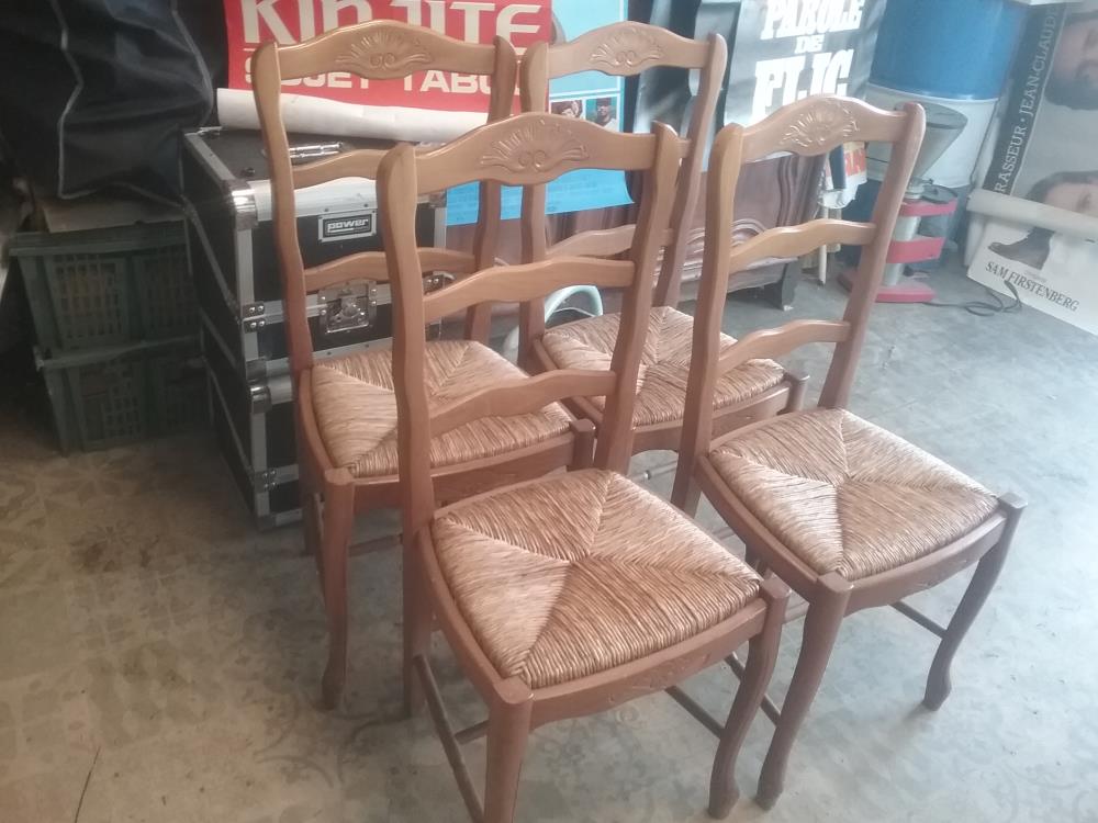 4 CHAISES PAILLEES 