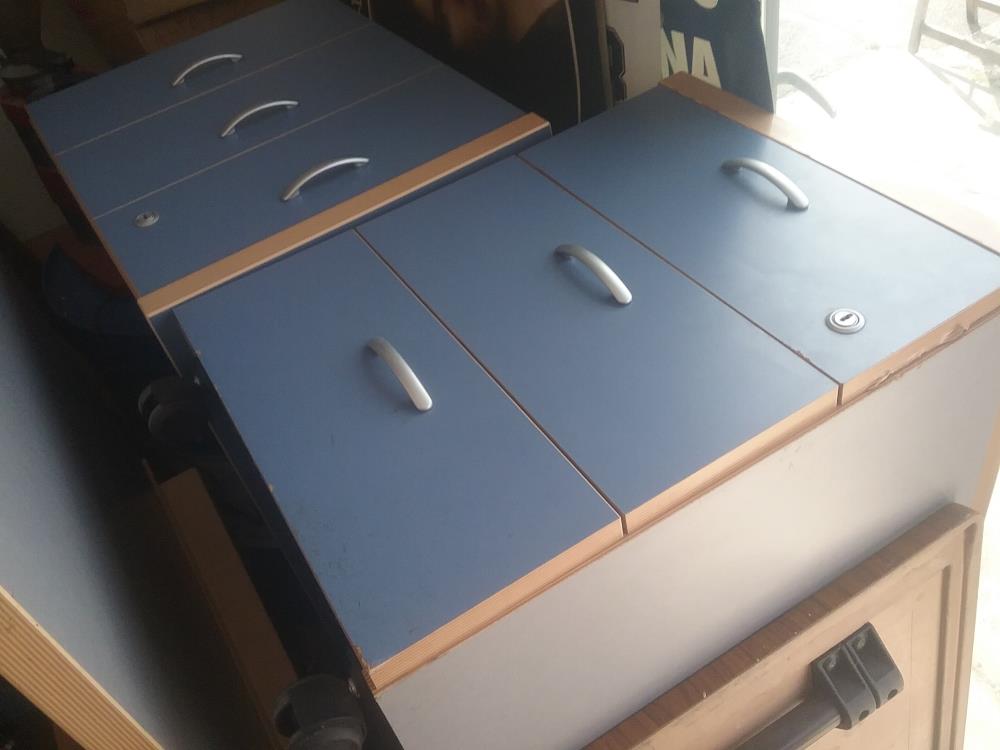 CAISSON BUREAU 