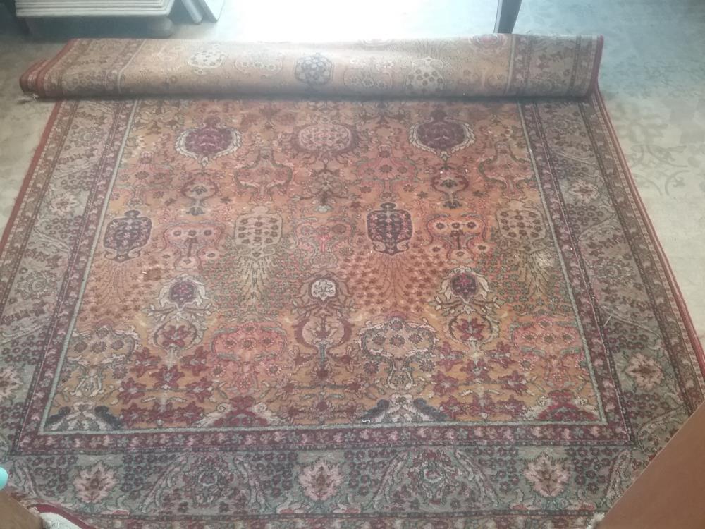 TAPIS ANCIEN ROUGE 