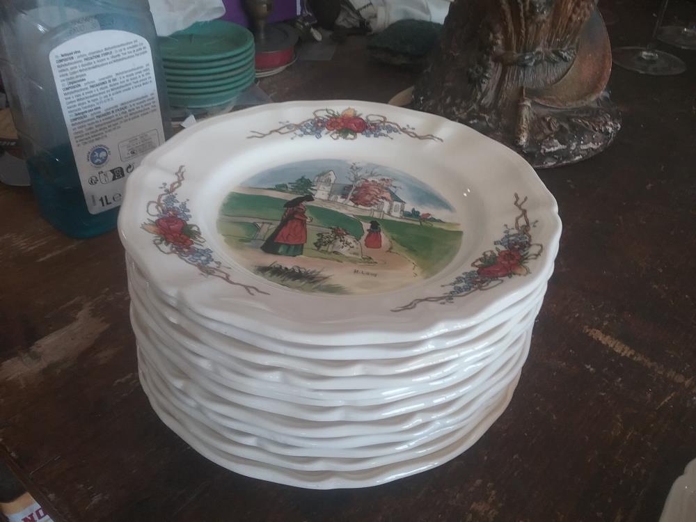 12 ASSIETTES DESSERT OBERNAY SARREGUEMINES