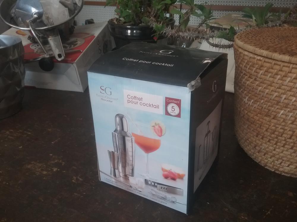 SET COCKTAIL SHAKER