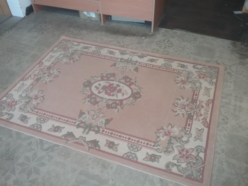 TAPIS ROSE 120X170