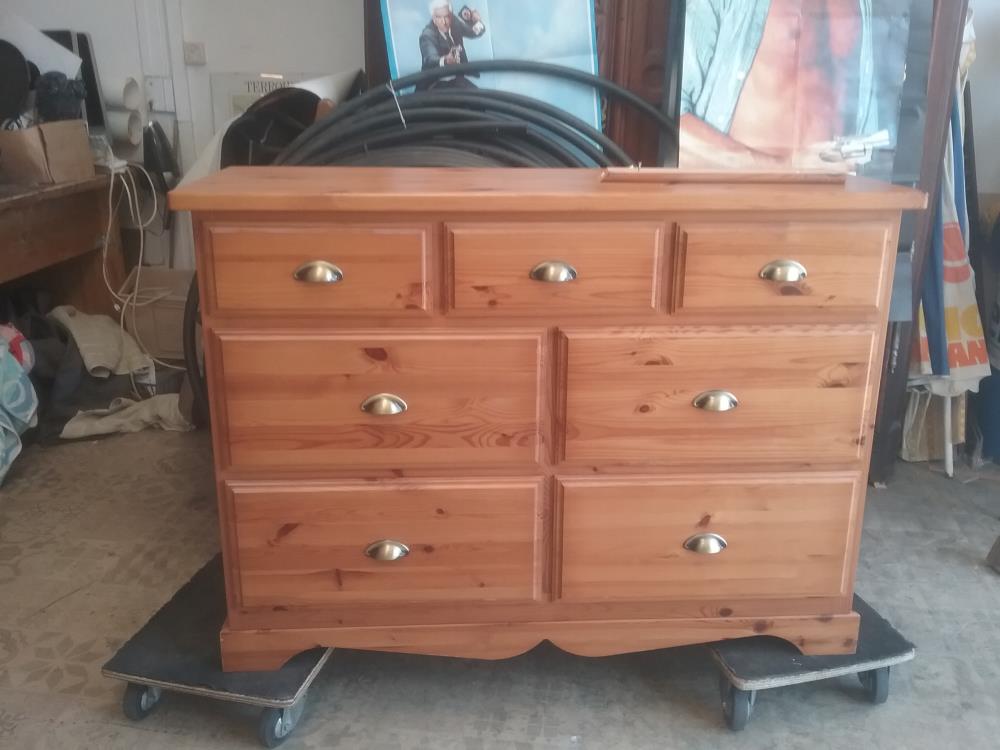 COMMODE 7T PIN