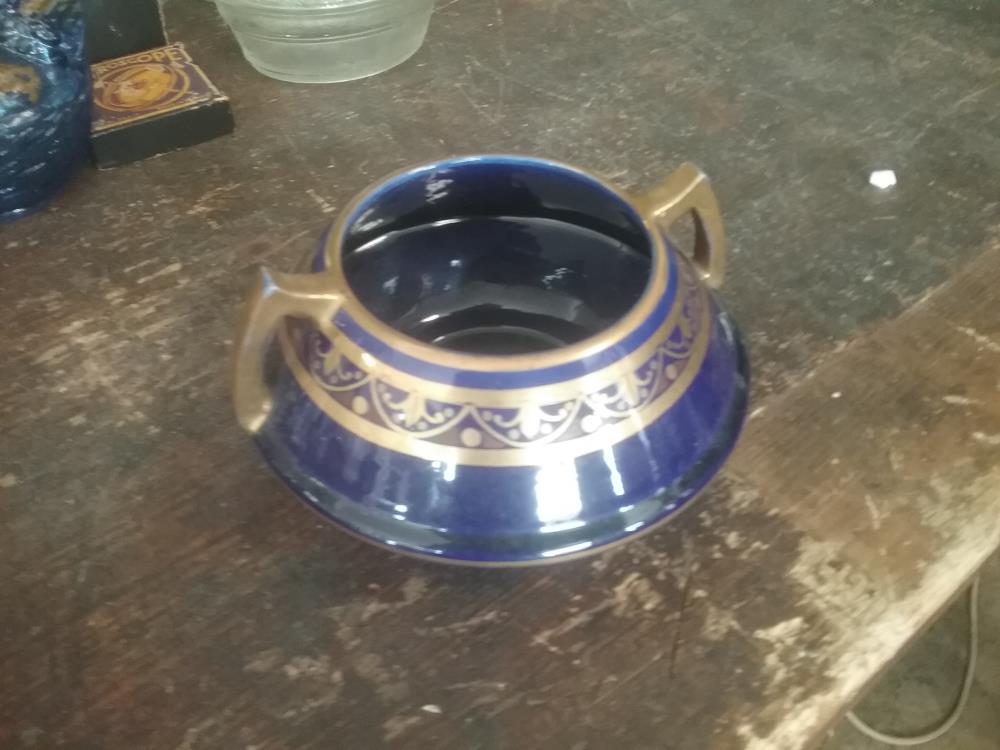 POT PORCELAINE BLEU